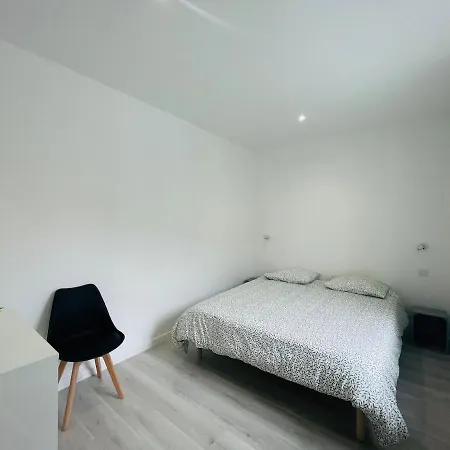 Appartement Eclat St N1, 6 Pers, Moderne, Wifi, Parking, Proche Vienne Saint-Romain-en-Gal