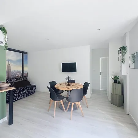 Eclat St N1, 6 Pers, Moderne, Wifi, Parking, Proche Vienne Saint-Romain-en-Gal