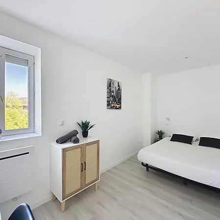 Eclat St N1, 6 Pers, Moderne, Wifi, Parking, Proche Vienne